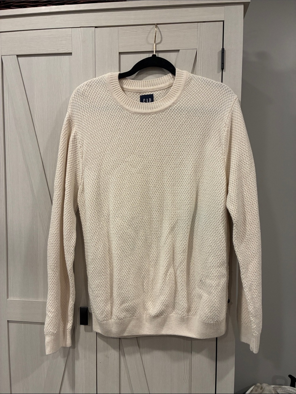 GAP Men’s Cream Textured Crewneck Sweater - Knit Pattern